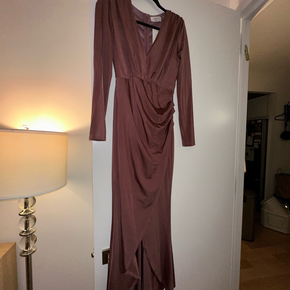 Wren Long Sleeve Dress in Mauve with baby shoulder pads and a slit